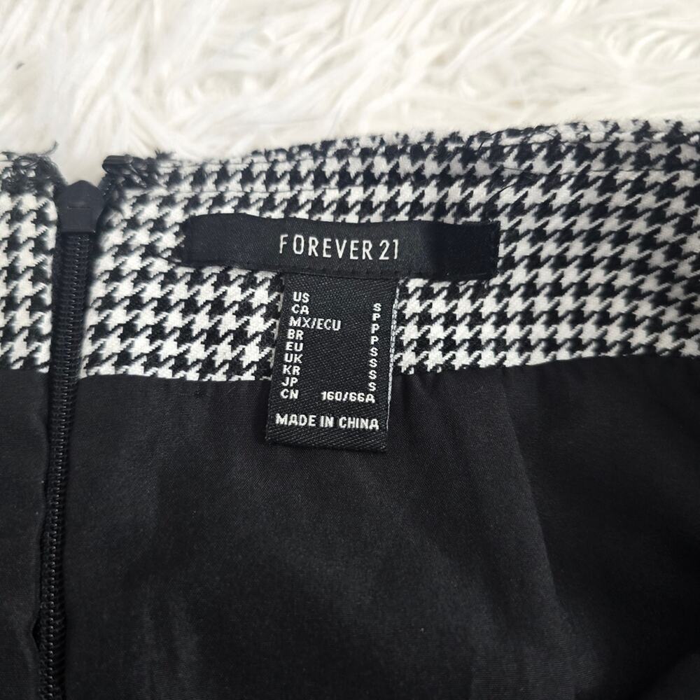 Forever 21 NWT Classic Academia Houndstooth Black And White Skirt - Picture 4 of 8